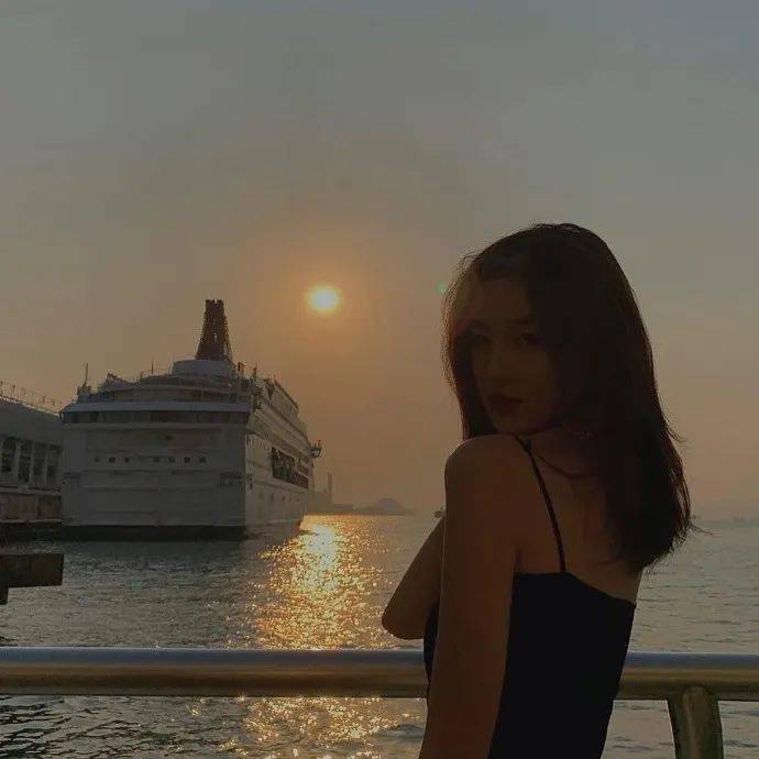 头像壁纸 | 浮生若梦,为欢几何