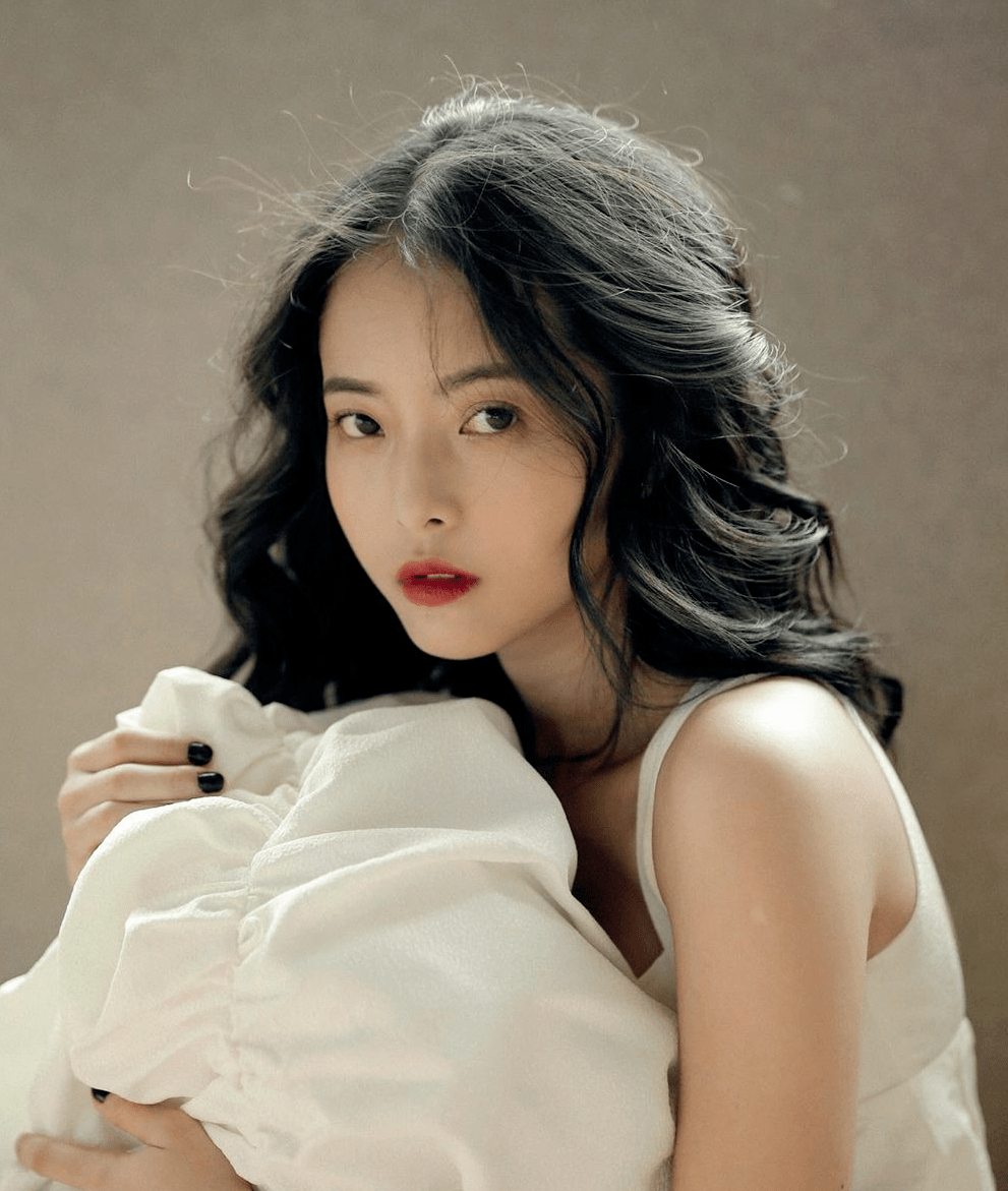 造型|入秋必选的第一款锁骨发造型