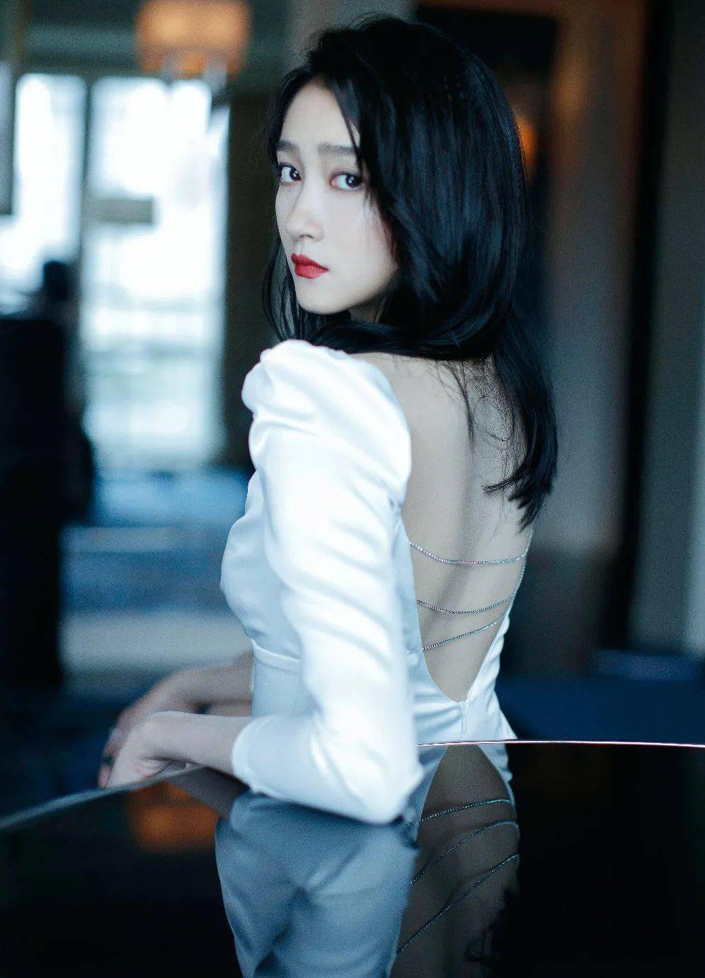 造型|入秋必选的第一款锁骨发造型