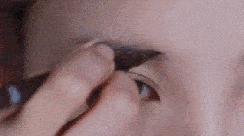 男方|裴秀智有新恋情了?男方居然是程序员!对视也太甜啦......