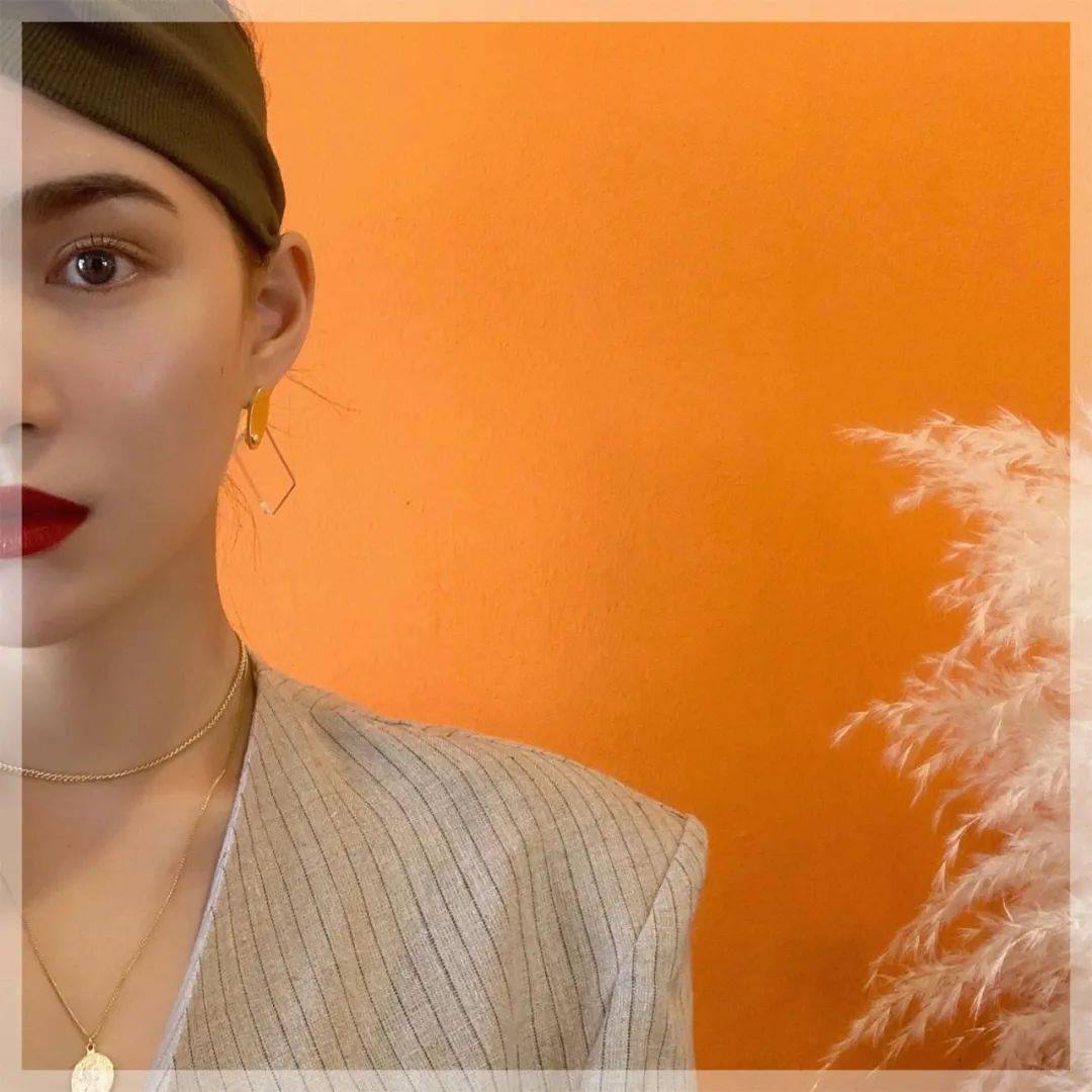 钟楚曦|南韩钟楚曦的「大佬风」穿衣模板，显高显瘦太绝了！