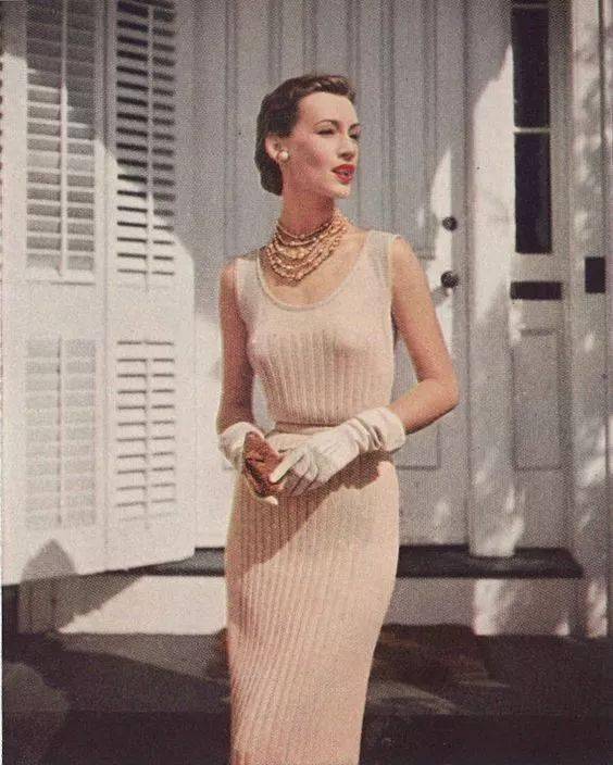 配饰|60年前的穿衣灵感,太实用