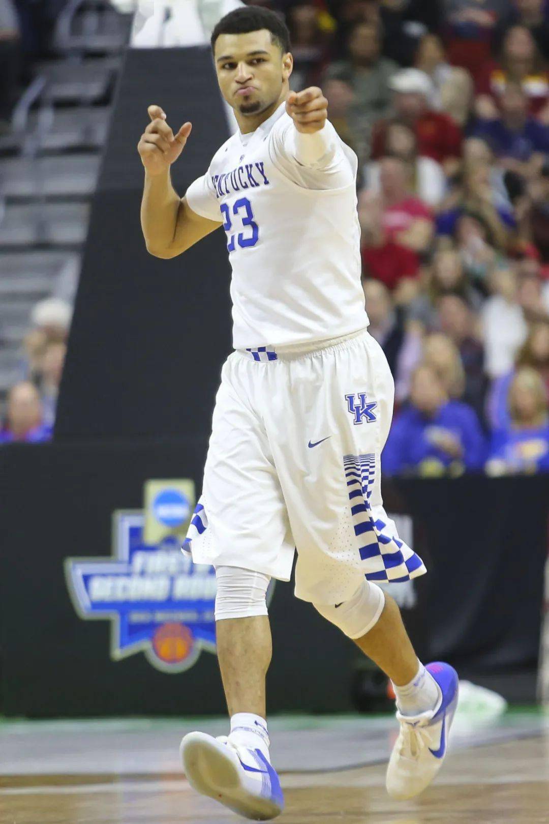 Waffle|侃鞋丨阿迪达斯的2020：惨痛之下，仍有光芒