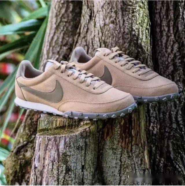 Waffle|侃鞋丨阿迪达斯的2020：惨痛之下，仍有光芒