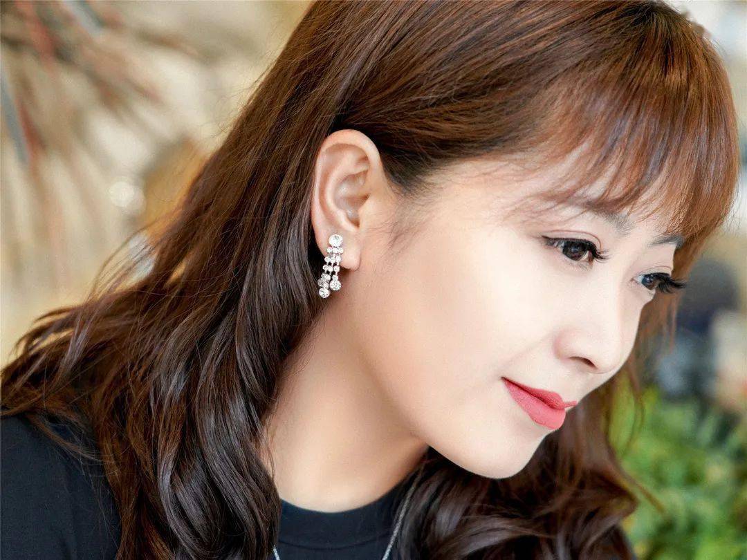 配饰|拉风派vs精致派?你pick哪一种配饰style?