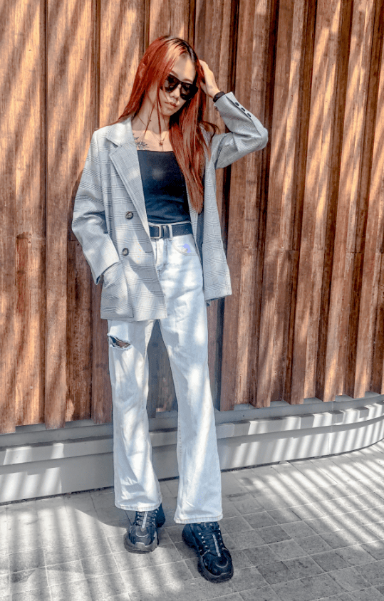 西装|《三十而已》?王漫妮同款！这件可攻可柔的秋季西装，显高显瘦超气质，一件=N套LOOK，照着穿贼时髦！