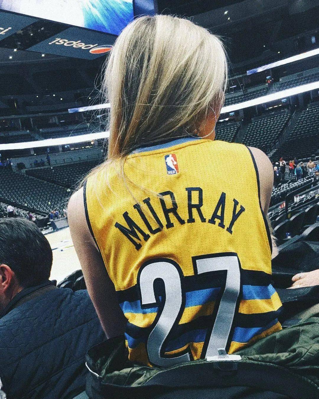 Waffle|侃鞋丨阿迪达斯的2020：惨痛之下，仍有光芒