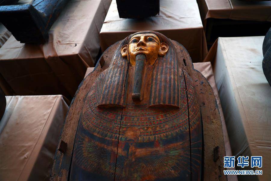 吉萨省|埃及出土59具2500年前的木棺