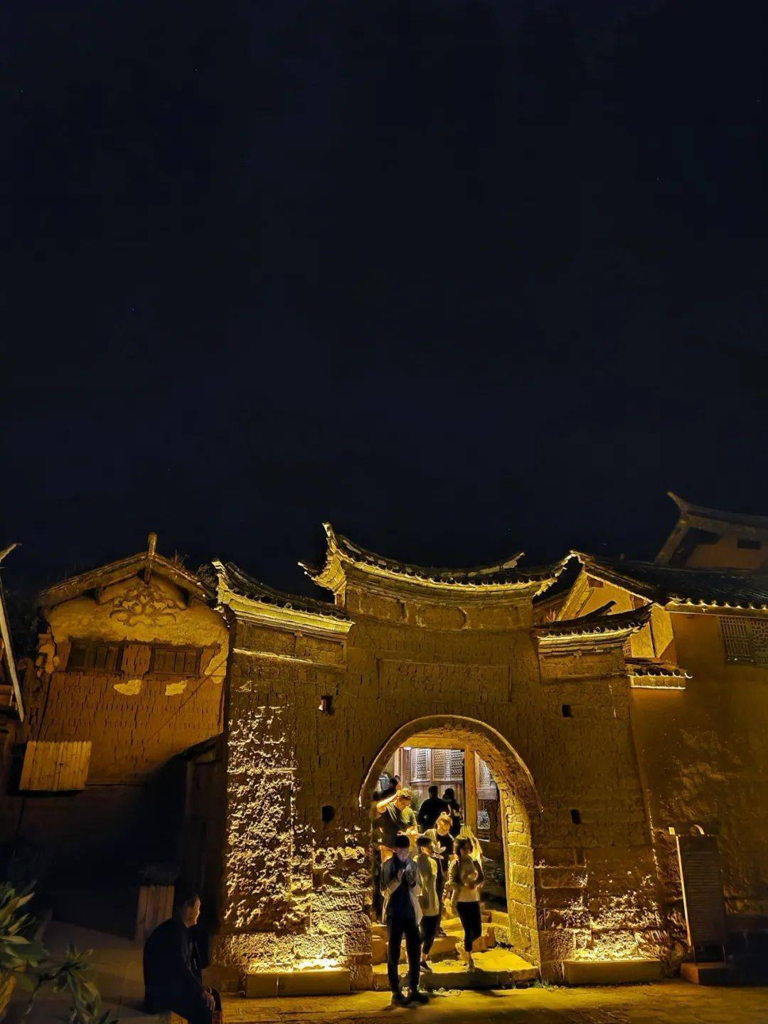 【行摄云南】古镇之夜:BBIN下载,BBIN国际厅,BBIN体育,BBIN电子(图3)
【行摄云南】古镇之夜:BBIN下载,BBIN国际厅,BBIN体育,BBIN电子(图3)