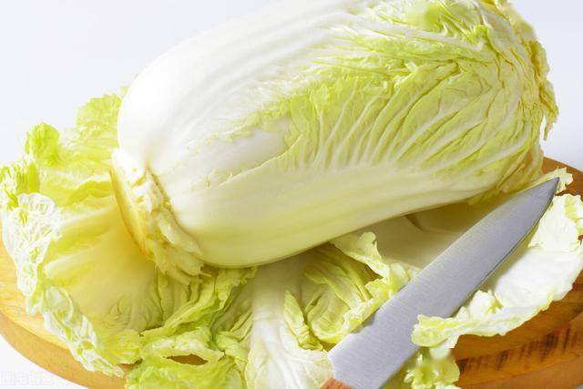 白菜黄色和绿色有什么区别?菜贩子:差别可大了,买错不