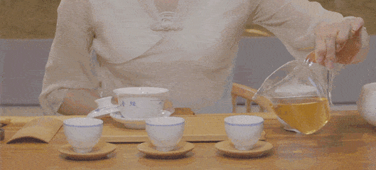 盖碗茶|是要用盖碗的泡好茶