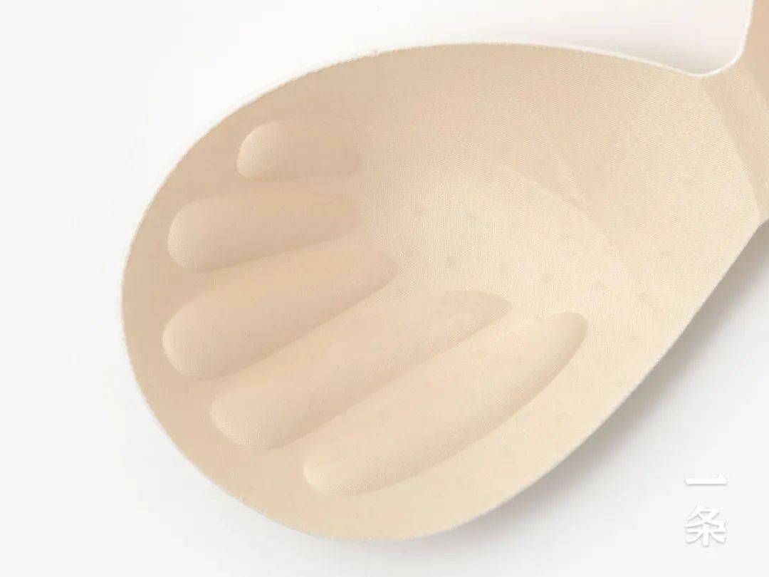 的设计|让人想无限回购的蕾丝文胸，又美又舒服