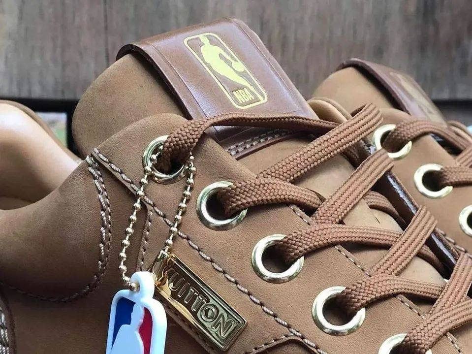 Vuitton|每日鞋讯 | NBA x Louis Vuitton 细节照曝光