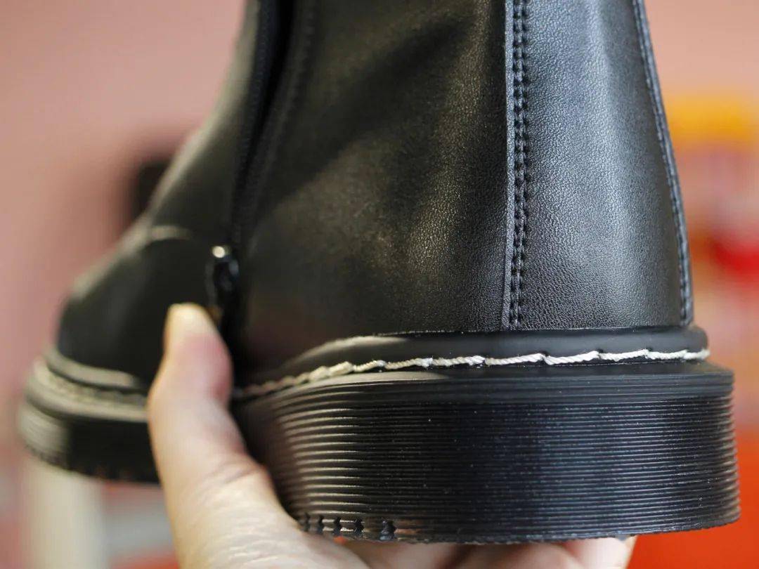 刘涛今|刘涛今秋战靴，一穿增高5cm？英伦百年传承，防水防污！