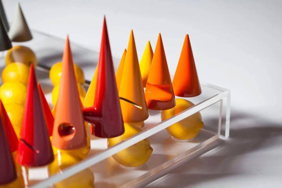 棋子|建筑大师为何都要设计自己风格的国际象棋？