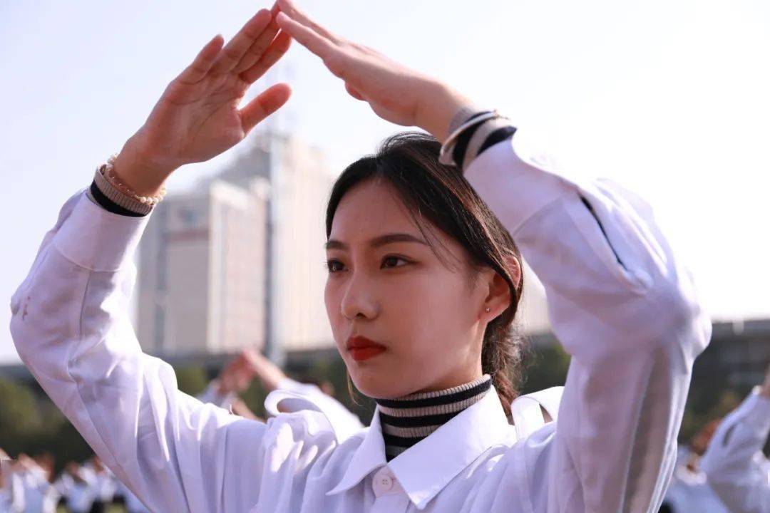 2020大学军训时长排名_2020年躲过了秋季军训,但冬季军训又来了,多所高校宣