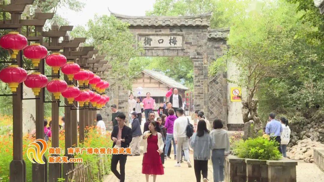 松溪梅口埠景区人气爆棚村民喜笑颜开