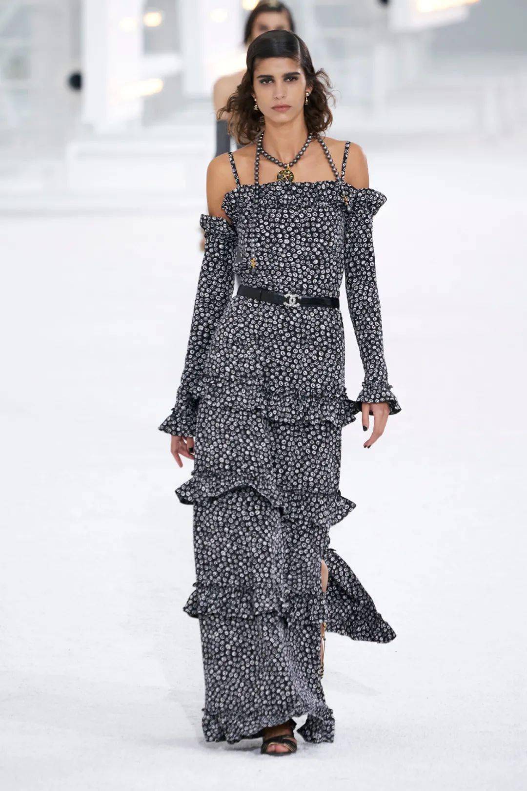 流行秀场︱Chanel 2020早春巴黎女装系列 - 知乎