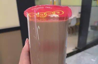 奶茶点"无糖",为什么肉肉还往身上贴?