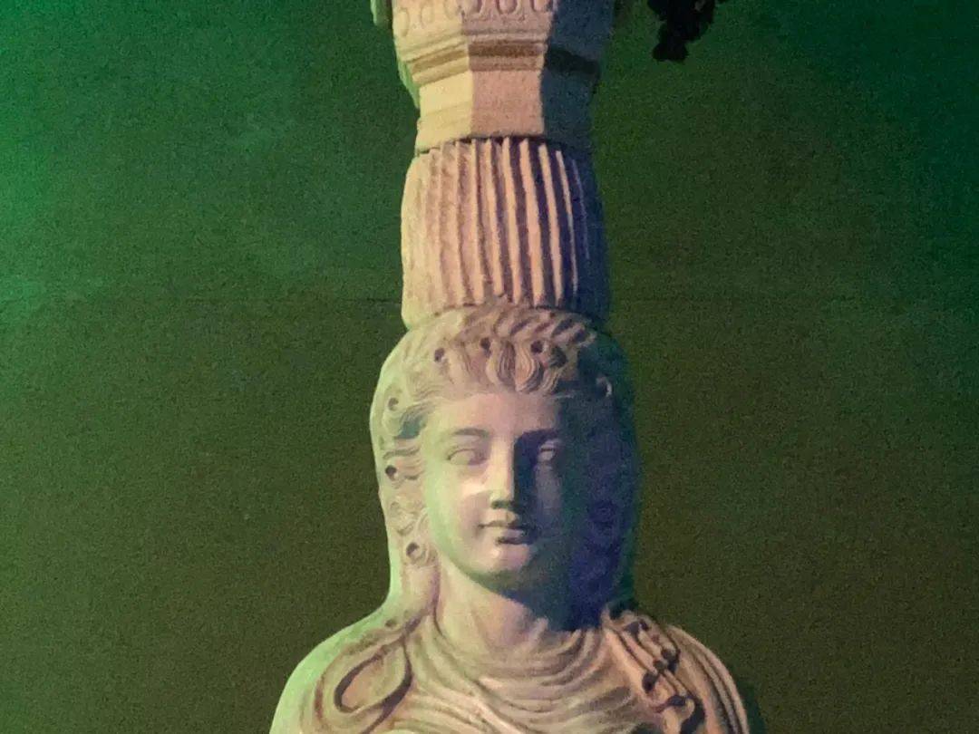 太离谱了，我被骗去看了西安最真的假兵马俑