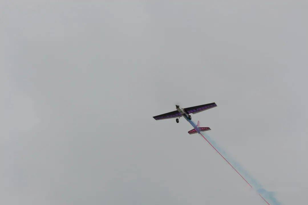 21c98336296f44c9b8cb832e3a65d7e2.jpeg
