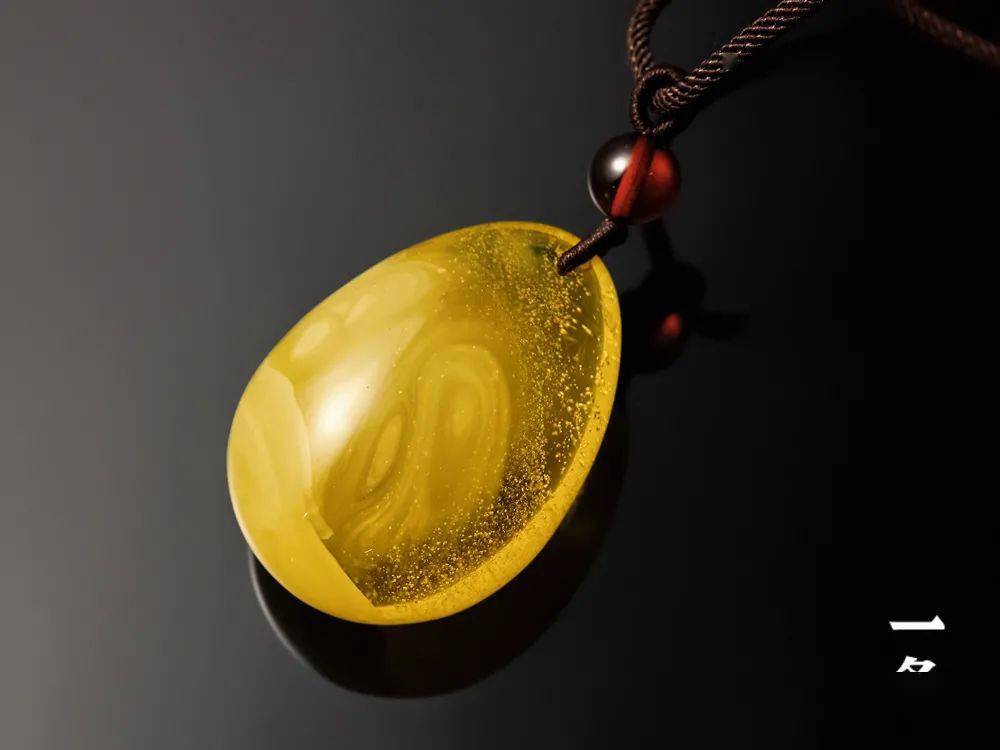 众筹丨蜜蜡珍品，出自“黄金海岸”，宝光四溢，触目灿然_手机搜狐网