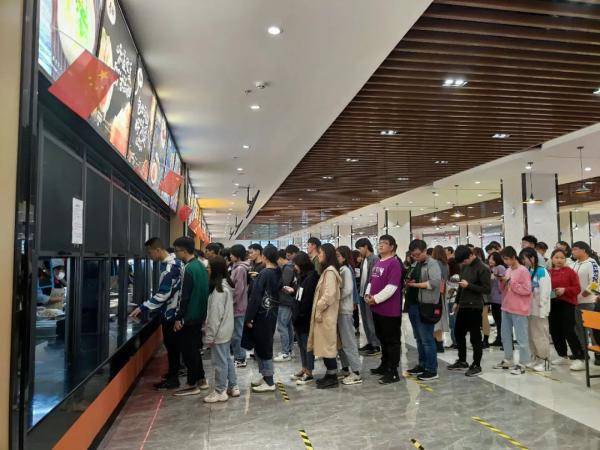 宜宾|直击 | 宜宾又有两所大学开学 迎来首批新生