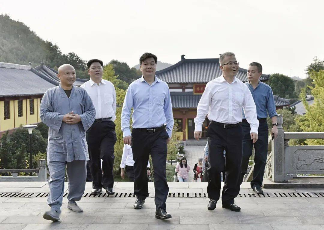 先后走访了永康市南都禅寺,飞鹅山石榴籽社区,堰头小学等地