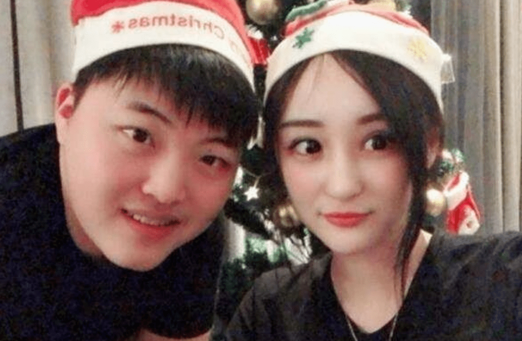 uzi女友首次素颜亮相!不是网红脸
