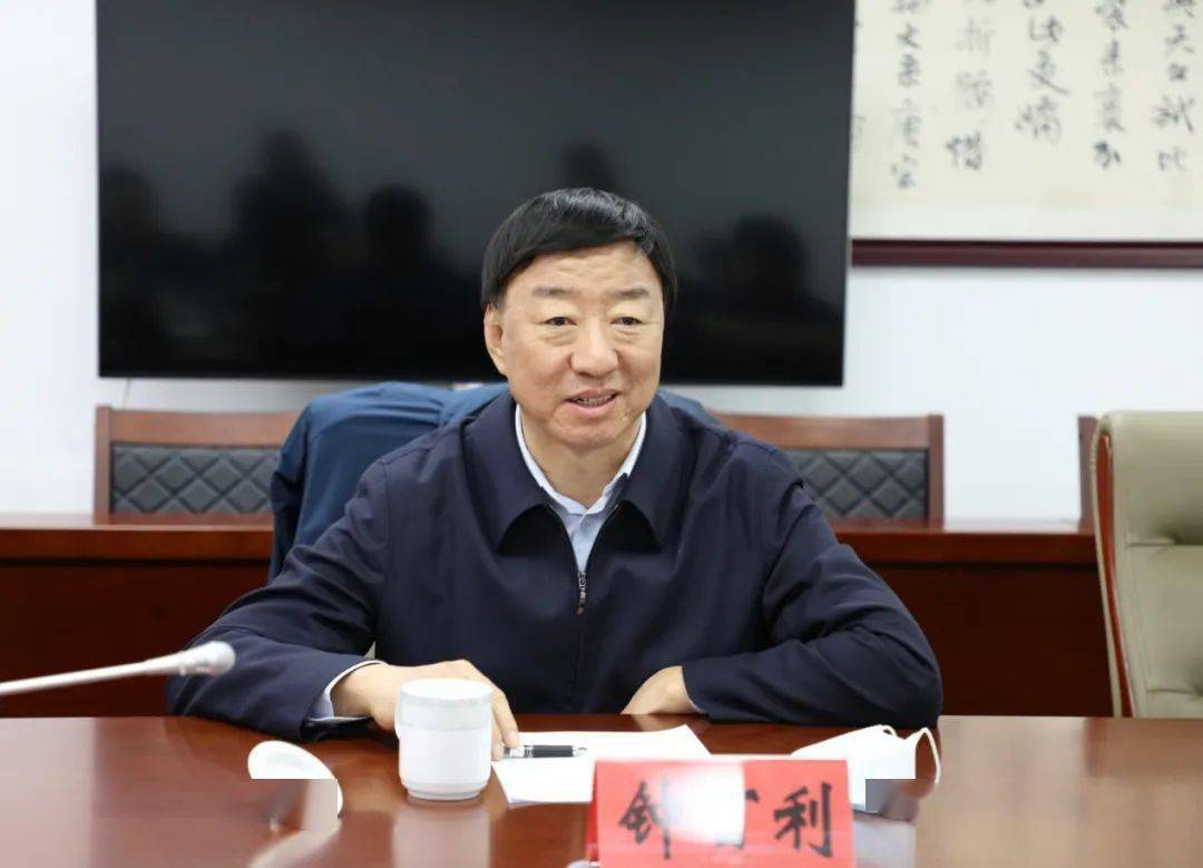 10月15日,市委统战部副部长,市民族宗教委主任钟百利带队赴朝阳区开展