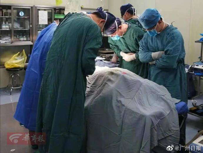 牛忠楠|西安交大24岁研究生发病离世家属捐献5处器官 父亲：孩子上大学后靠打工养活自己