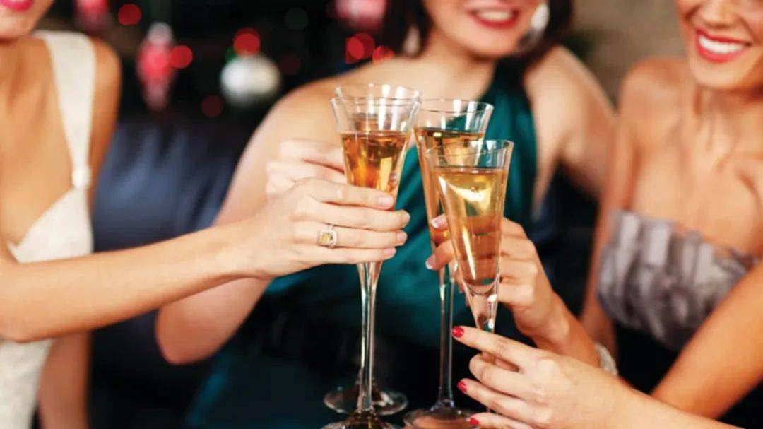 珠宝|“上海名媛群”翻车引众嘲？真正的名媛笑而不语......