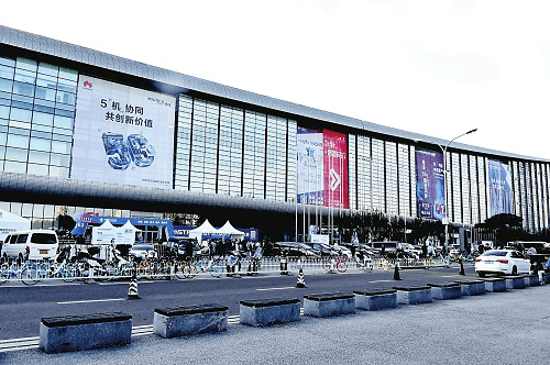 应用|图说展会︱5G智能应用的“大派对”