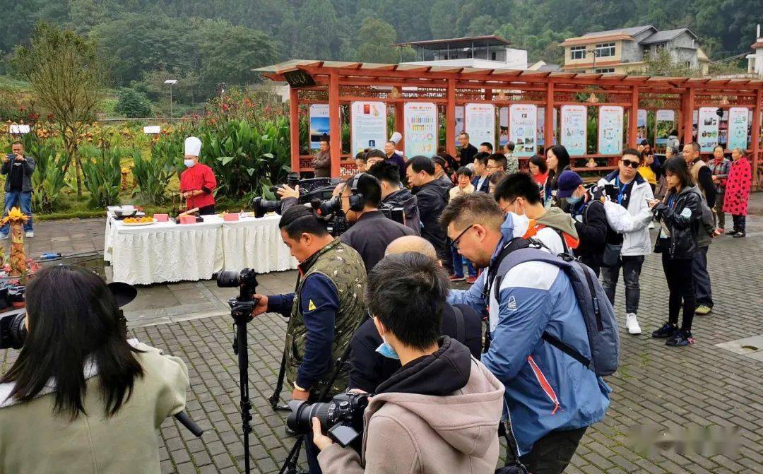 文留村人口_封丘县留光镇各村人口(2)