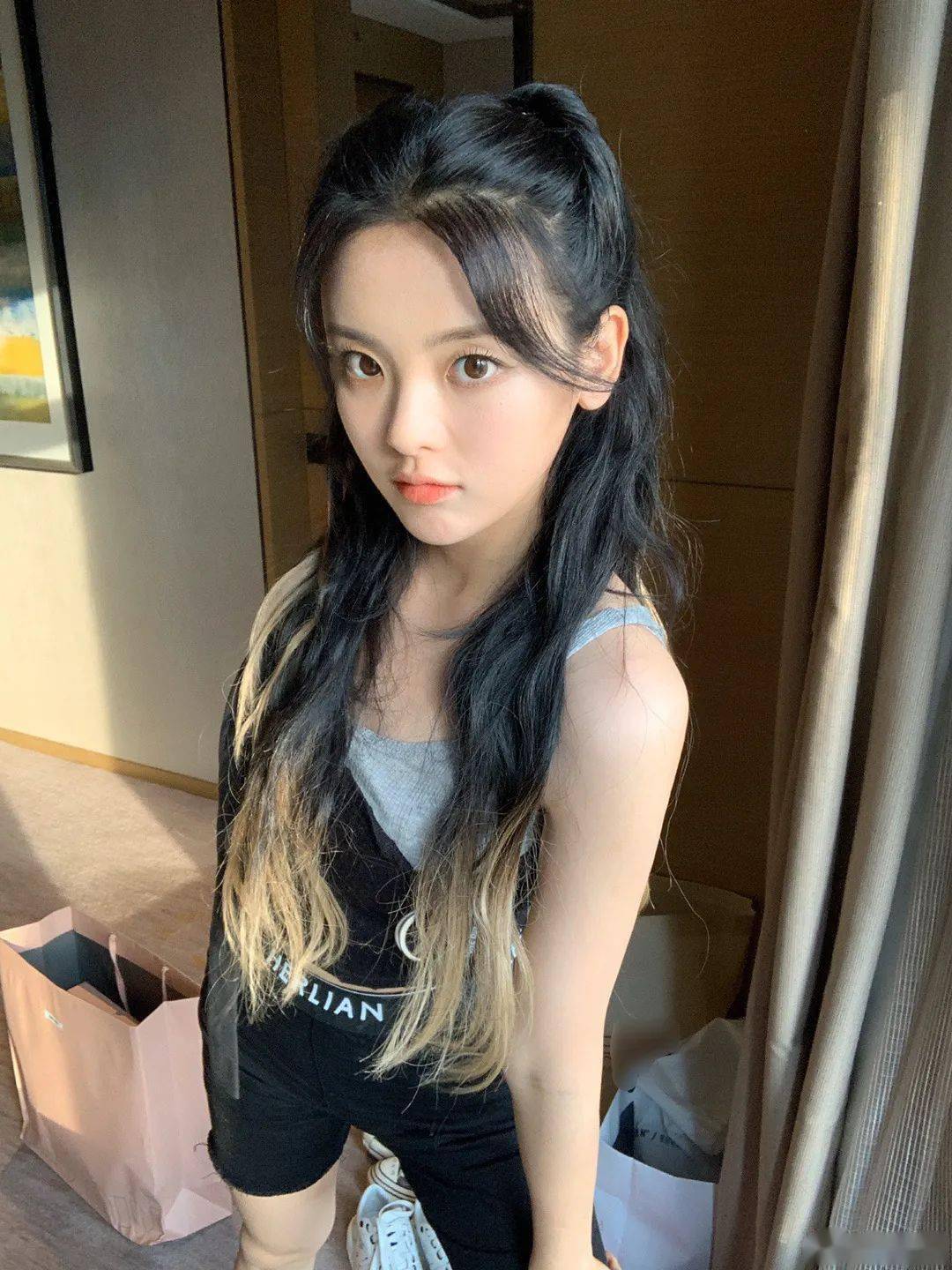 新造型|看了Lisa的新造型,这一次我决定放过我的头发……