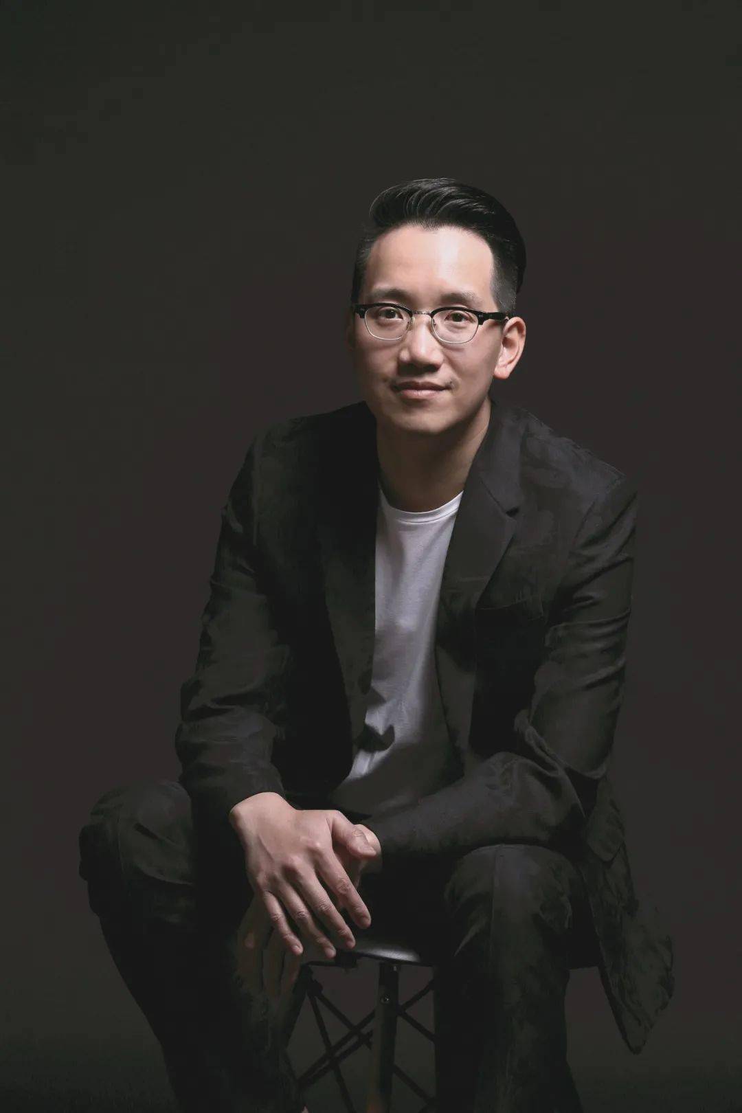 吉娜|第13届金鹰节开幕，《以家人之名》重聚合唱，吉娜官宣怀孕...