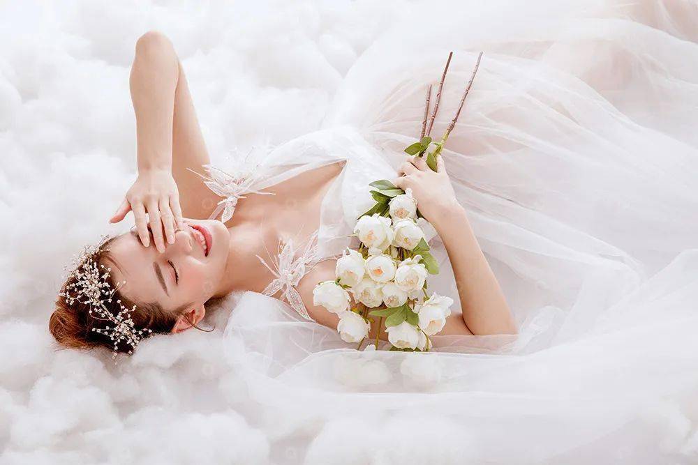 生活|安以轩晒二胎孕肚照,这就是明星都要的限定仪式感?!