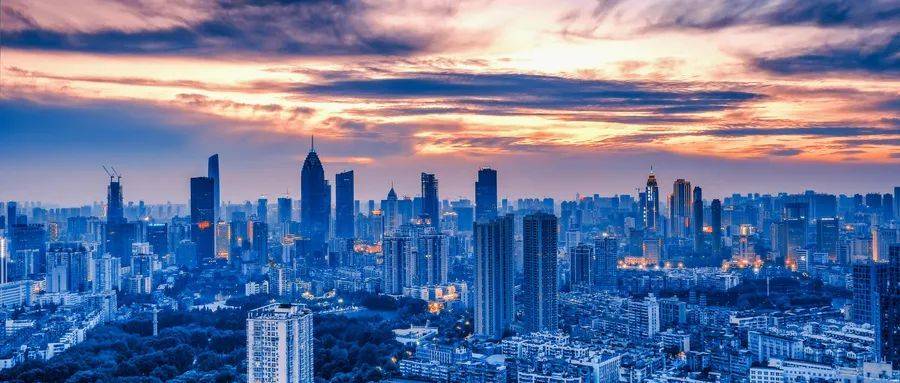 2020年8月全国gdp_2020年8月日历图片(3)