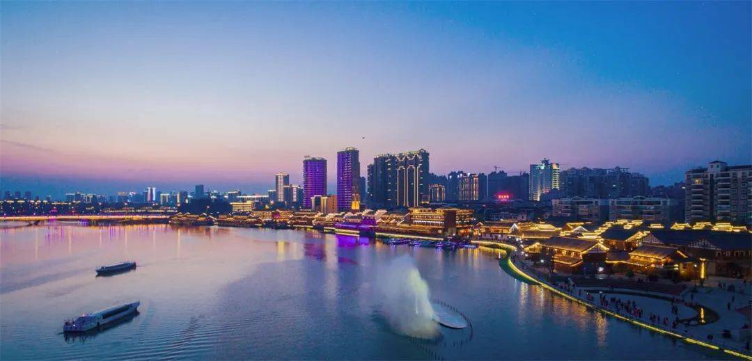 2021湖南常德gdp_湖南常德桃花源图片(2)