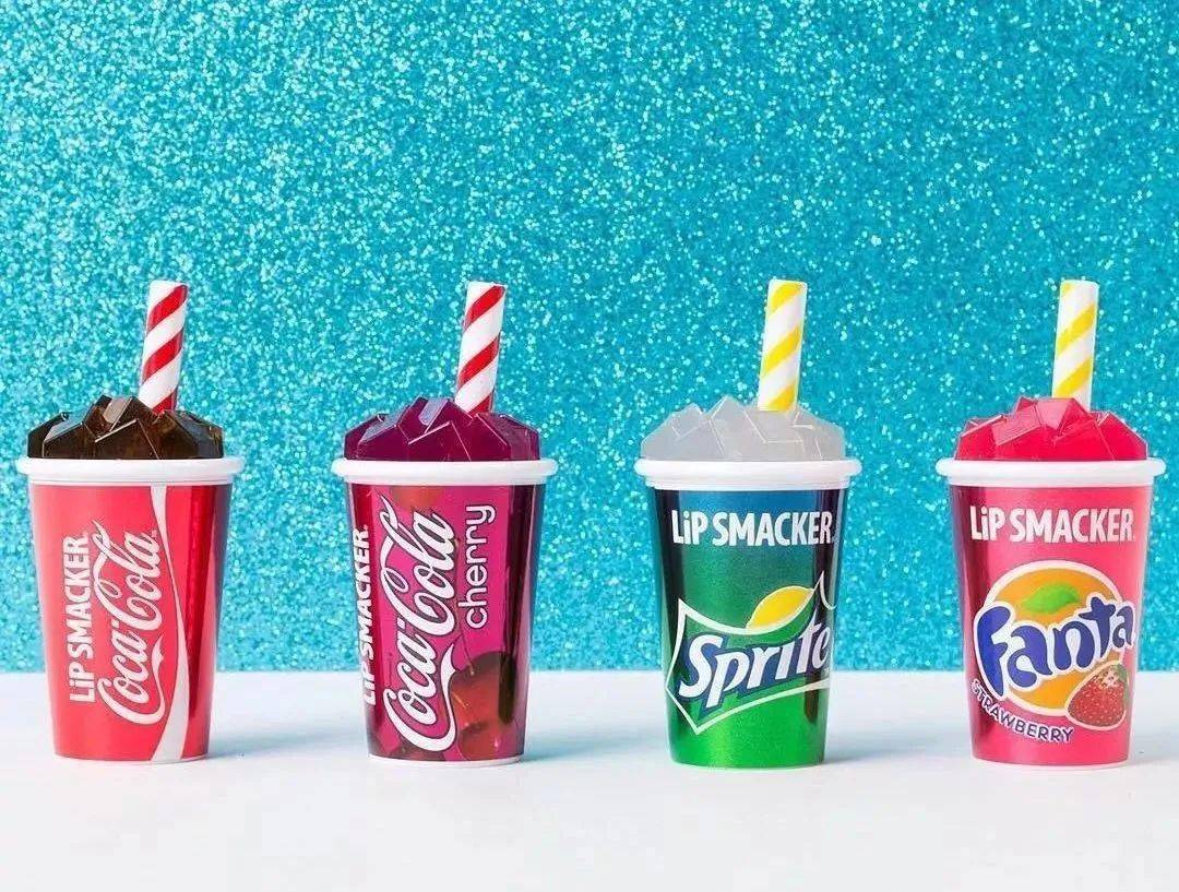 可口可乐|会玩!可口可乐竟开始做唇膏?!连接吻都是汽水味儿~