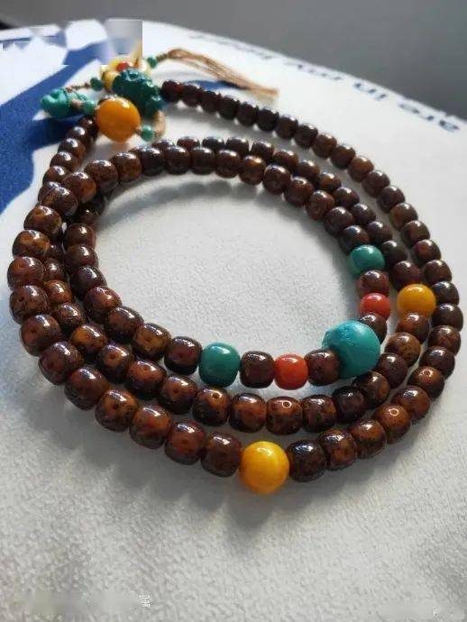 玩友|配饰顶流！有人说它是每个文玩人配串的梦想！价格却没想象中那么贵！