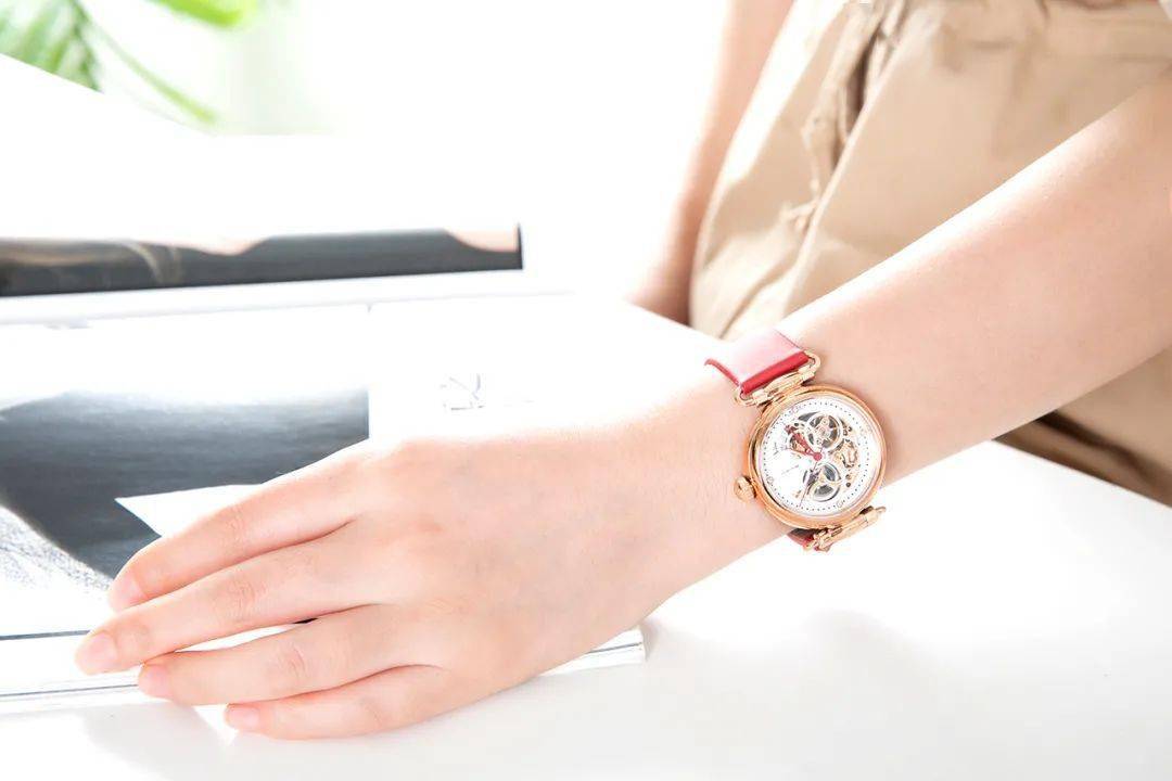 海鸥|国产手表那么多，唯独它让老外疯狂痴迷！