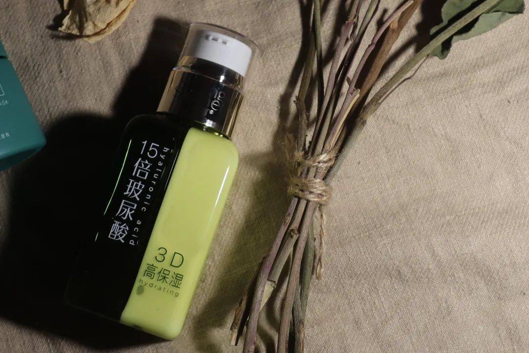 爱用|我的化妆台C位 | 国货之光!美容编辑的C位爱用正式成团出道!