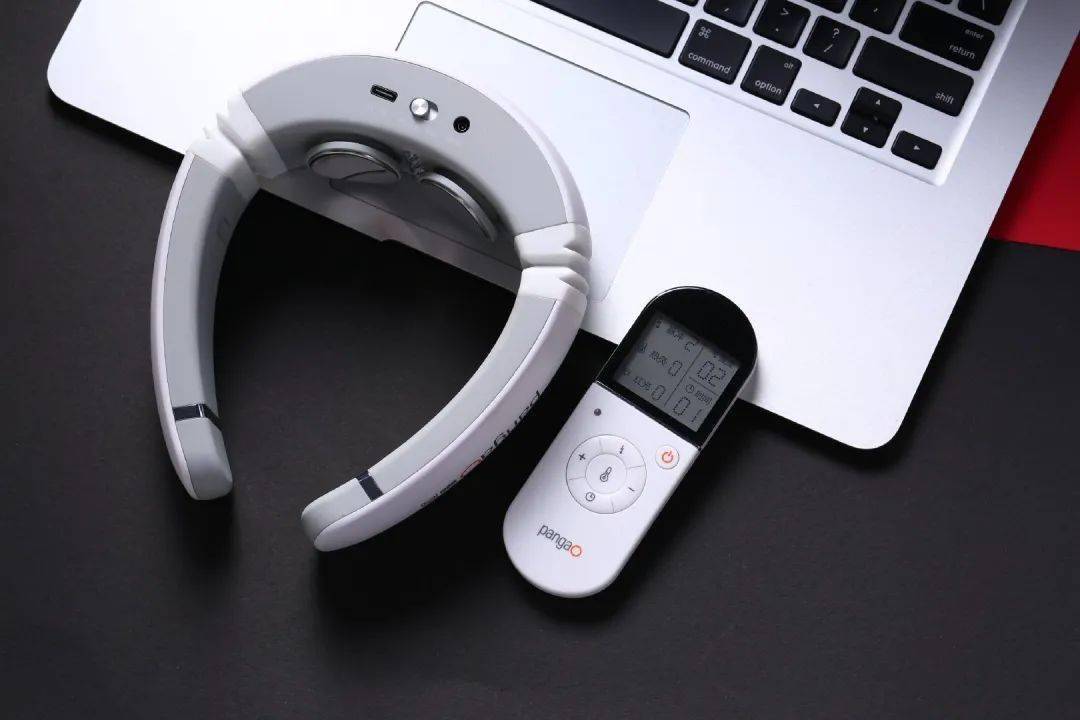 按摩|跟着张继科张国伟解锁专业颈椎按摩仪，真香！