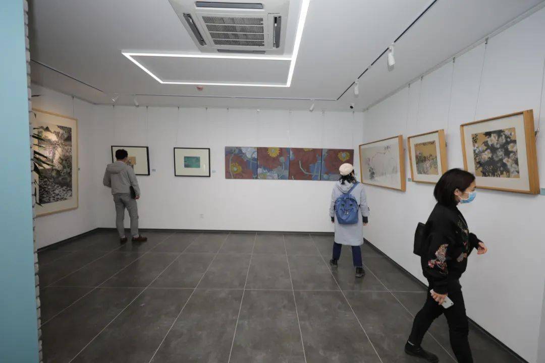 美哉风兮——北京朝阳2020城市风情画展在《中国美术报》艺术中心开幕