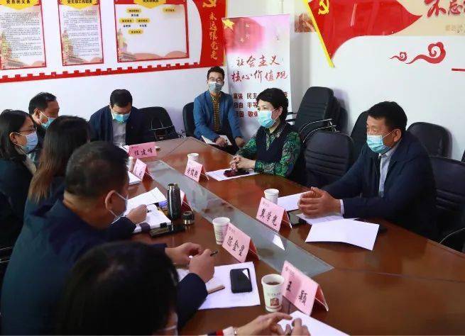 大兴区政协副主席荣俊艳到魏善庄镇西沙窝村调研指导市级软弱涣散村