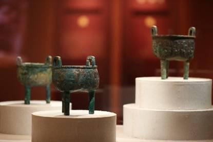 考古|国博展出酒务头考古成果，这处被盗墓地揭示商代神秘家族踪迹