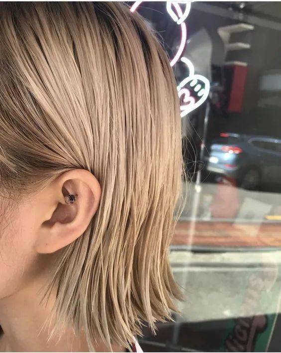 瑞小美|答应我，下次剪头发带着BLACKPINK的新专辑去好吗？