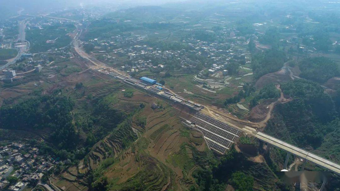 速看!镇雄在建高速公路高清组图流出,其中两条计划年底通车!