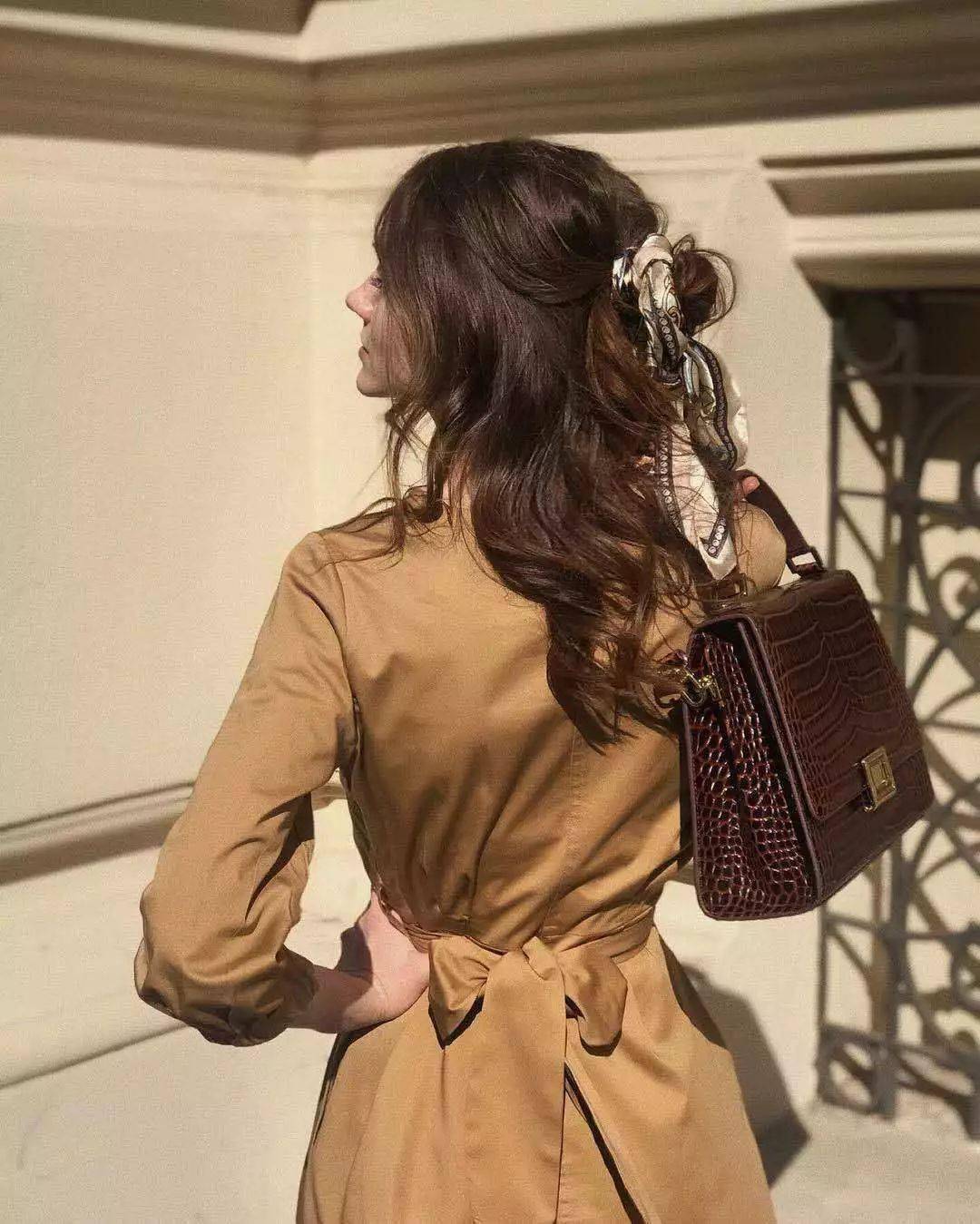 丝绸|见过世面的女人，在穿衣上都有这些特点